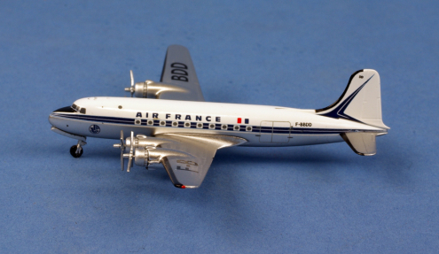 DC-4 AIR FRANCE F-BBDD au 1/400